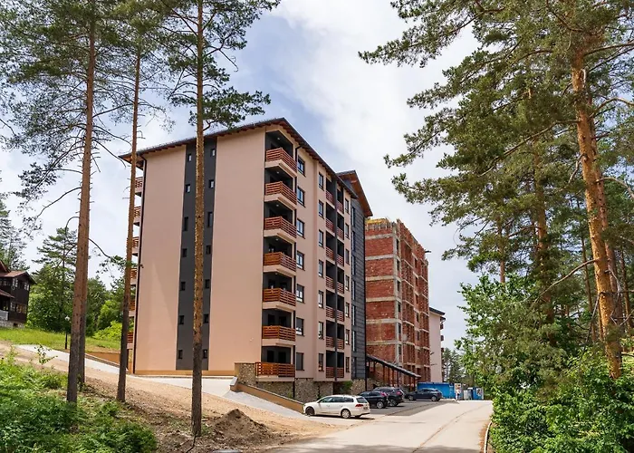 Napa Deluxe Smart System Parking Zlatibor